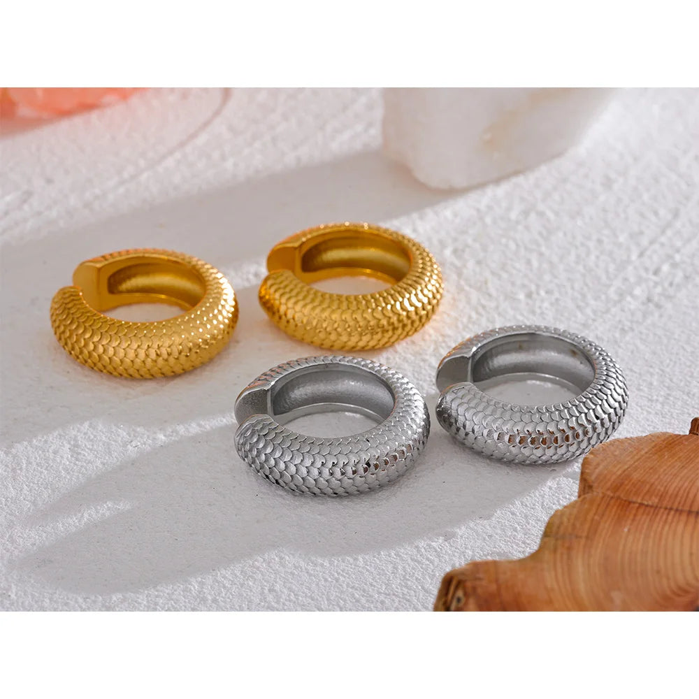 Metallic EarCuff