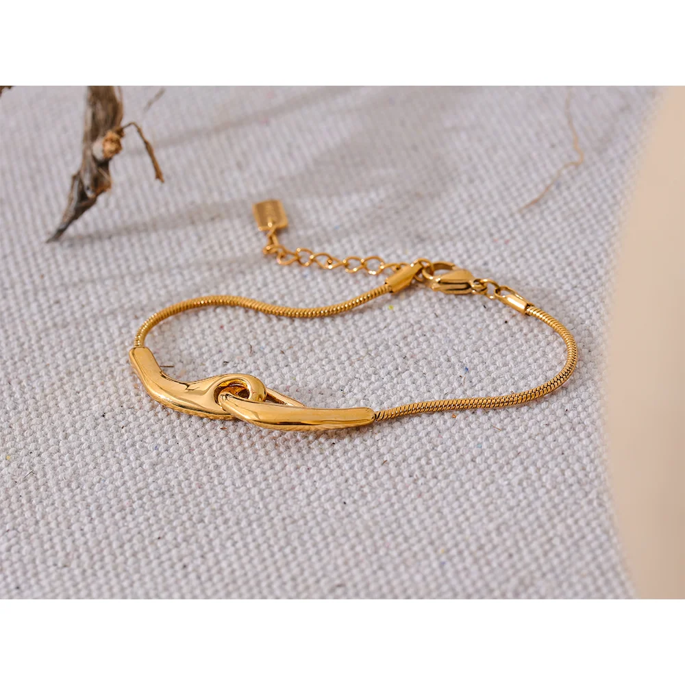 Pendant Bracelet