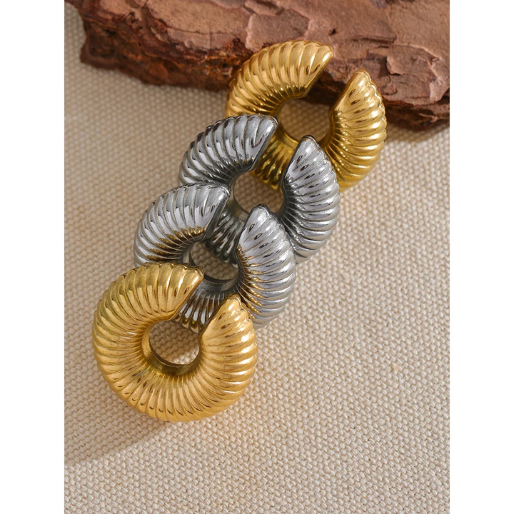 Non-adjustable Round  EarCuff