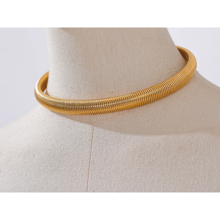 Elastic Torques Necklace
