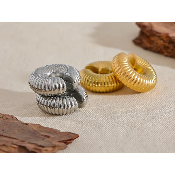Non-adjustable Round  EarCuff