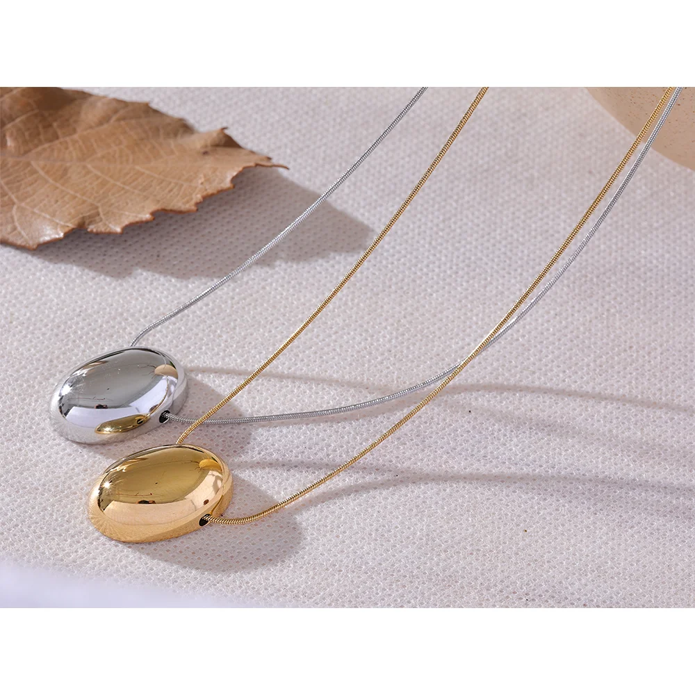 Oval Hollow Pendant Necklace
