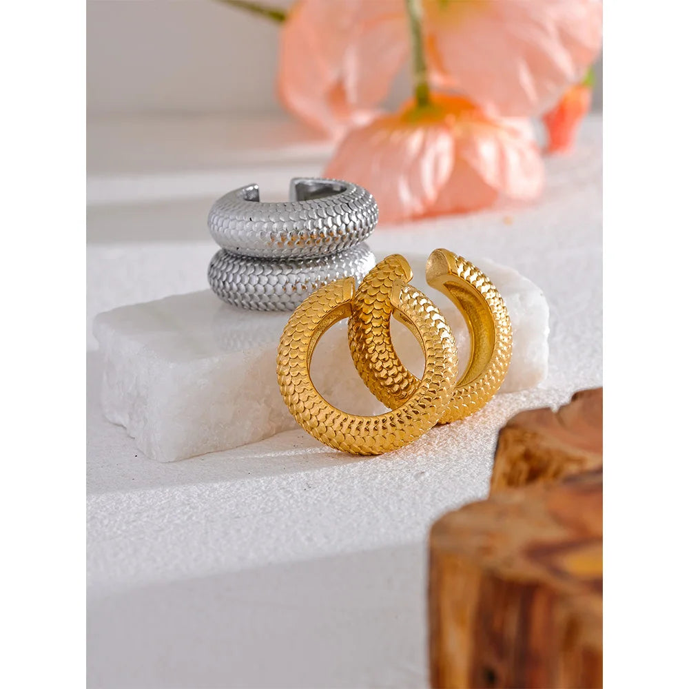 Metallic EarCuff